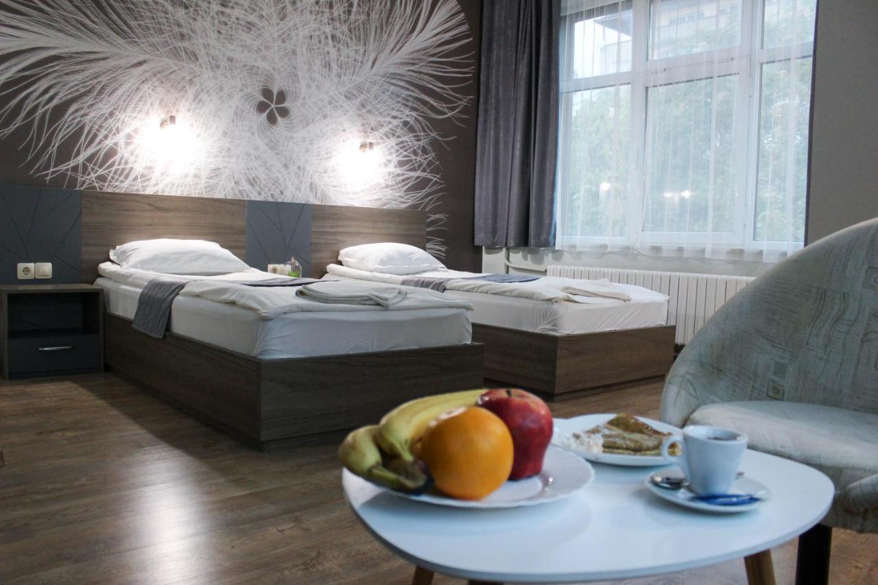 Hotel Ezeroto Stara Zagora Eksteriør billede